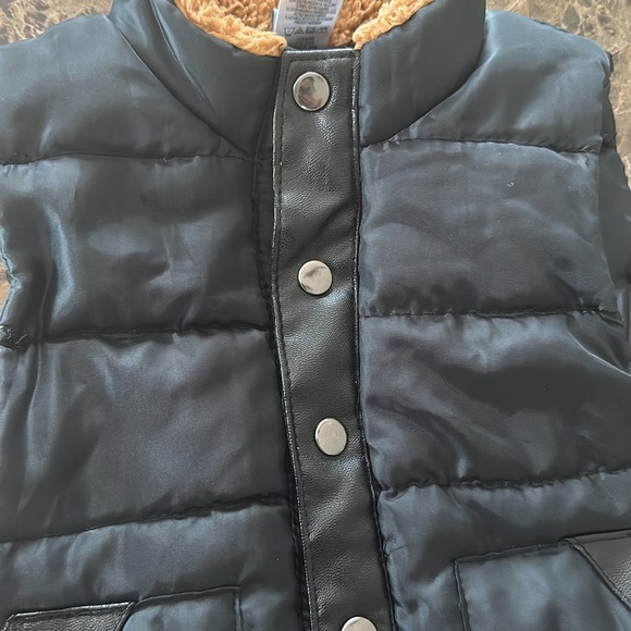 Toddler Bubble Vest - Picture 3 of 4